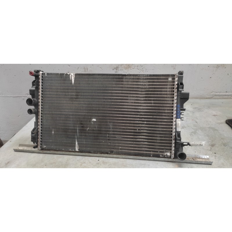 Recambio de radiador agua para mercedes-benz vito (w639) basic, combi 109 cdi compacto (639.601) referencia OEM IAM A6395010401 - Blanco