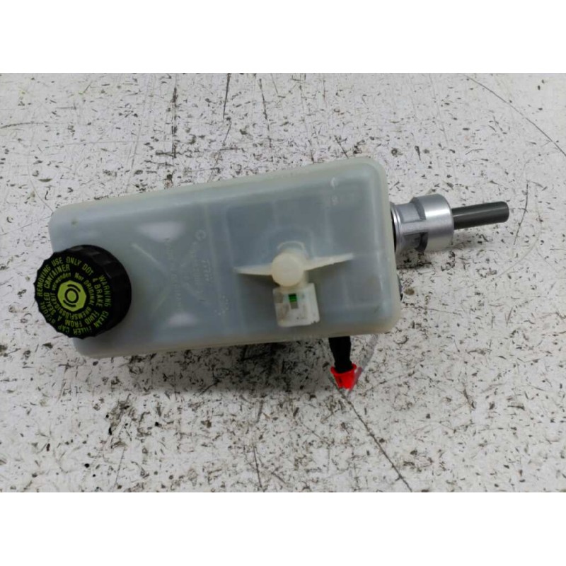 Recambio de bomba freno para nissan primastar (x83) avantour 7 asientos distancia entre ejes corta 2,84t referencia OEM IAM - Blanco 2