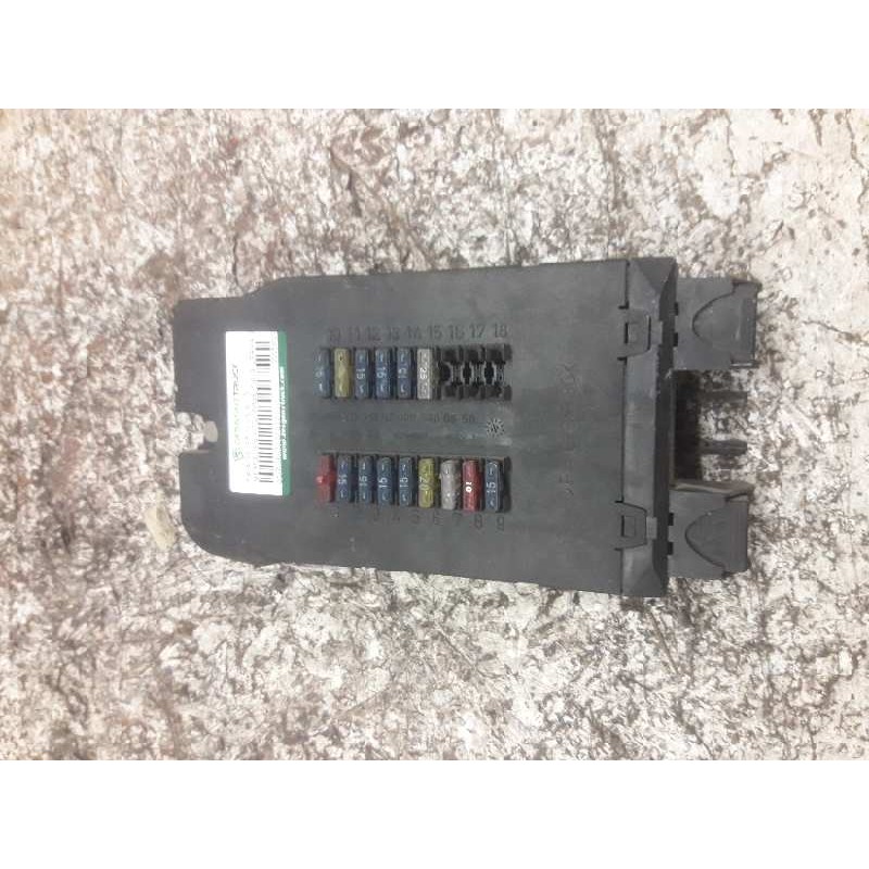 Recambio de caja reles / fusibles para mercedes-benz vito (w638) caja cerrada 110 d  (638.074) referencia OEM IAM 0005400650 085