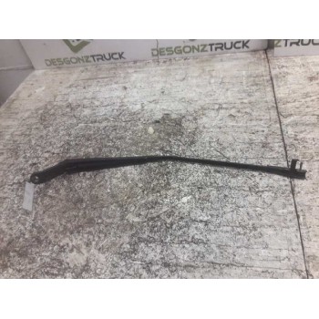 Recambio de brazo limpia delantero derecho para peugeot 407 st sport referencia OEM IAM   