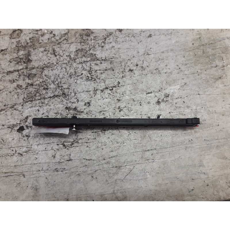 Recambio de luz central de freno para audi a3 (8l) 1.8 ambiente referencia OEM IAM 8D9945097B - Negro 2