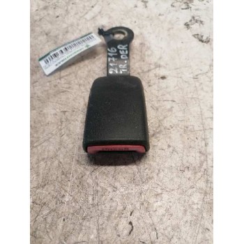 ENGANCHE DE CINTURON TRASERO DERECHO E034501 