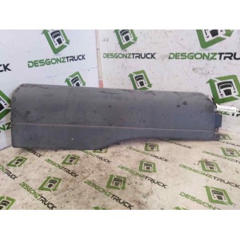 MOLDURA TRASERA CABINA 81615100366 81615100388 81615100460