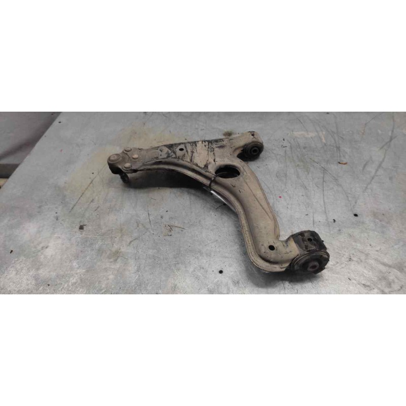 Recambio de brazo suspension inferior delantero derecho para opel astra h ber. cosmo referencia OEM IAM 3