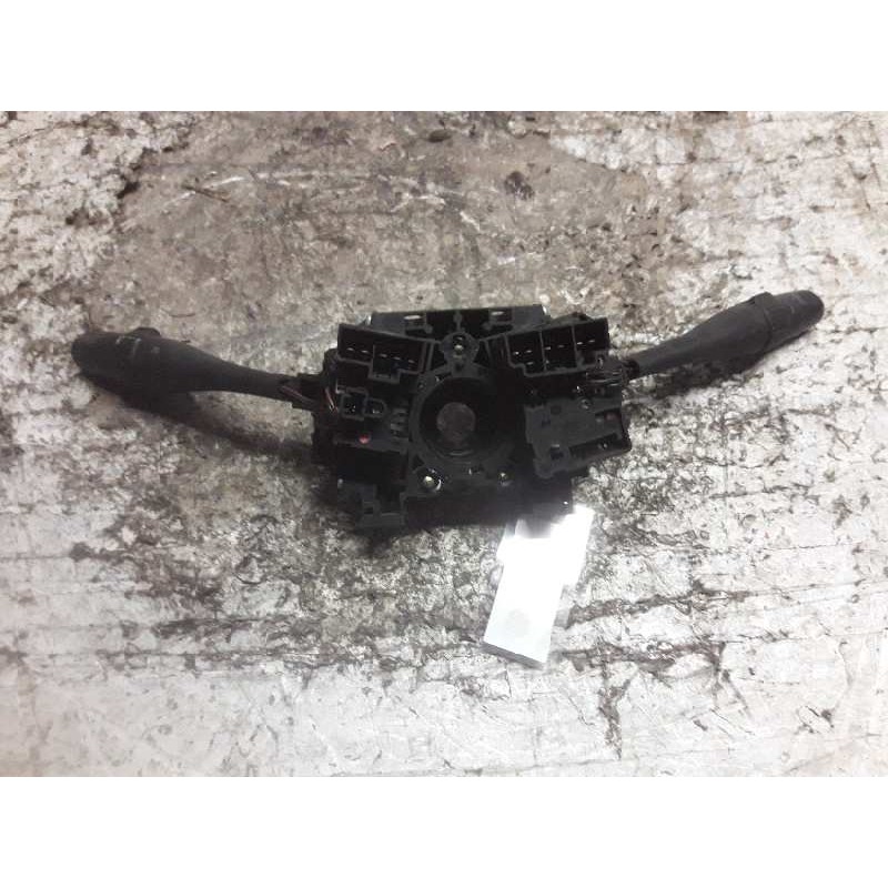 Recambio de mando multifuncion para nissan almera tino (v10m) ambience referencia OEM IAM 5403504031K0 36990B30K0 9/3/13 PINS 2