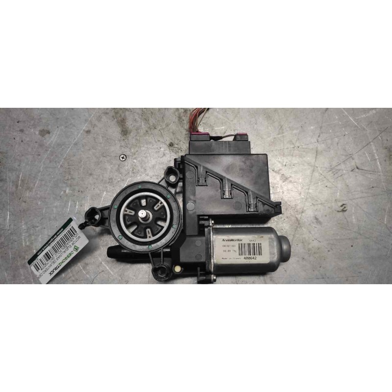 Recambio de motor elevalunas delantero derecho para volkswagen polo (9n1) highline referencia OEM IAM 6Q2959801A  