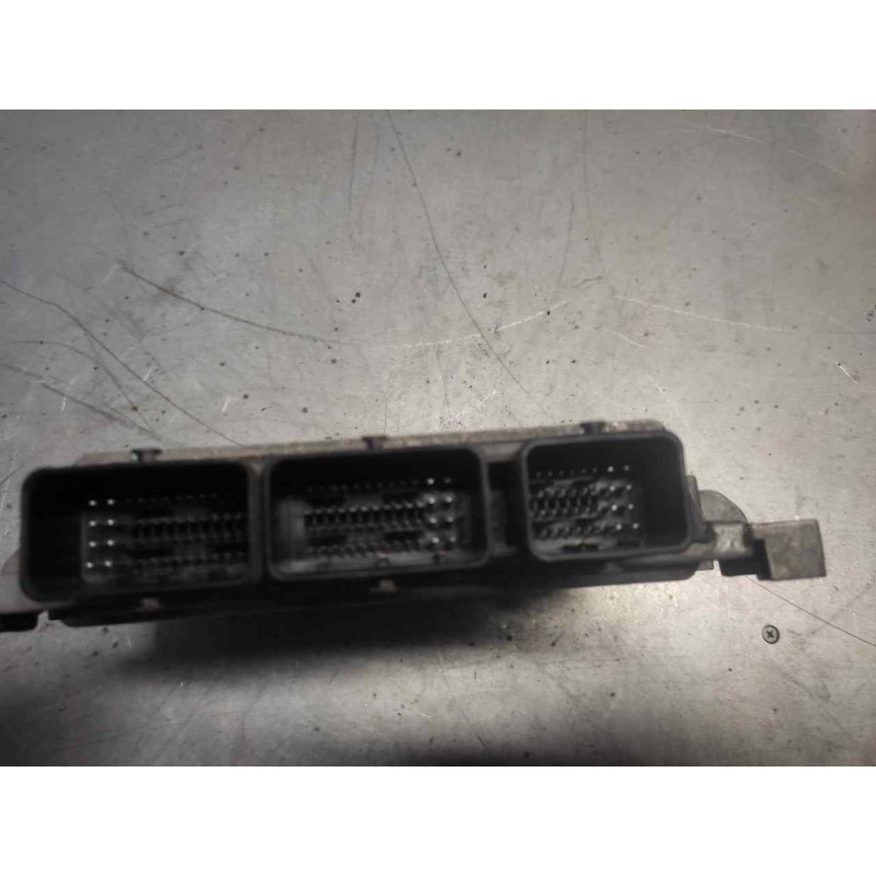 Recambio de centralita motor uce para renault scenic ii authentique referencia OEM IAM 8200804775 8200807626 S122326113A - Azul 3