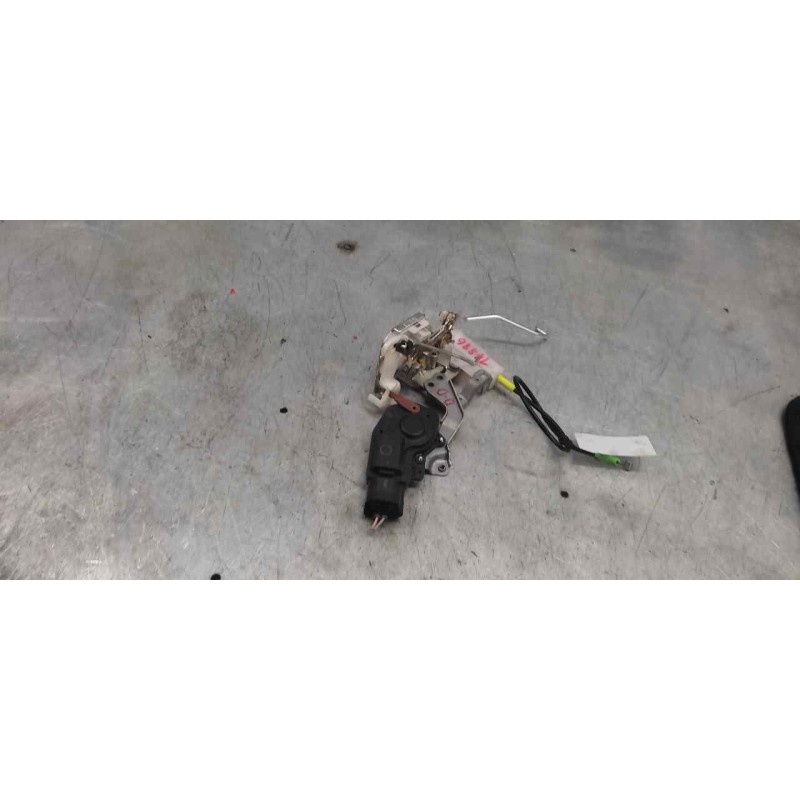 Recambio de cerradura puerta delantera derecha para peugeot 107 urban referencia OEM IAM 2