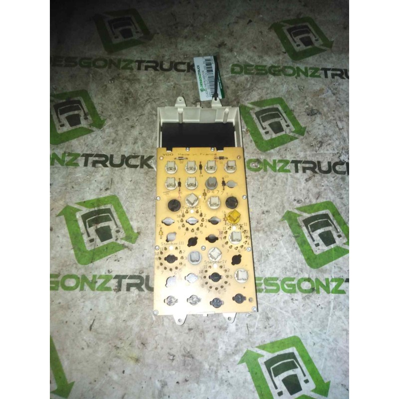 Recambio de cuadro instrumentos para man l 2000 evolution l 2000 fki lk cabina doble con 3 puertas referencia OEM IAM 8125210607 - Blanco 2