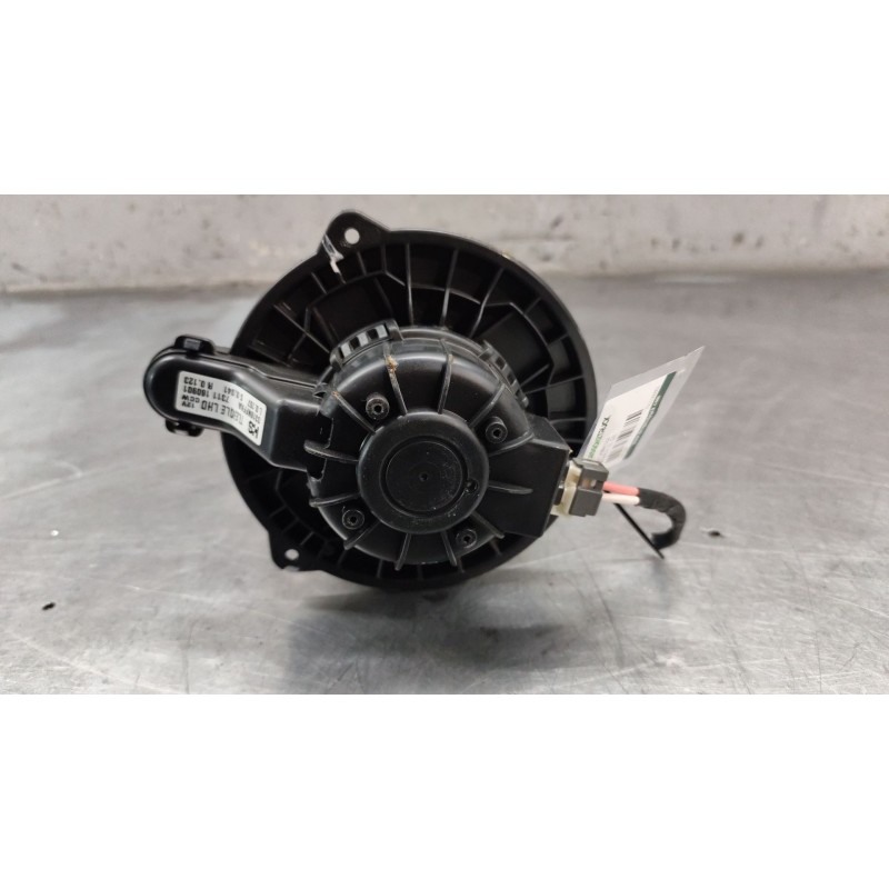 Recambio de ventilador calefaccion para kia sportage iv (ql, qle) 1.7 crdi referencia OEM IAM 7311160901  7311160901 - Blanco 2