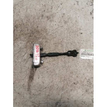 RETENEDOR PUERTA TRASERA IZQUIERDA