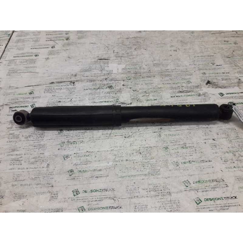 Recambio de amortiguador trasero para nissan interstar mod. 04 (x70) caja cerrada, l 1 h 2, techo referencia OEM IAM 8200024935 - Blanco