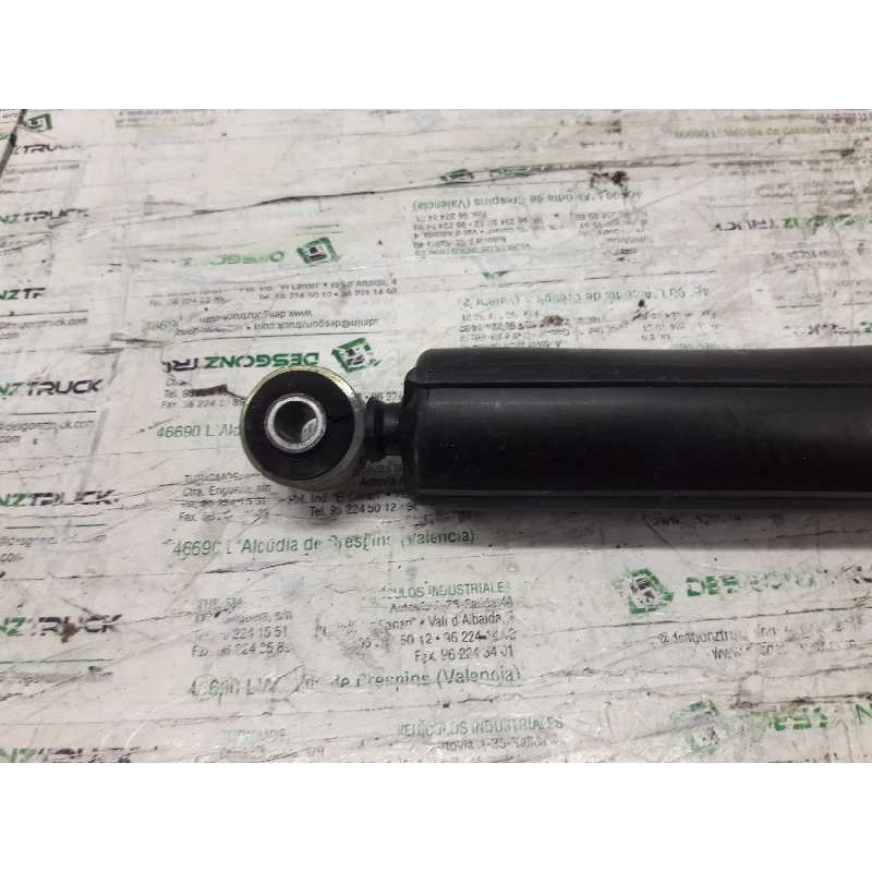 Recambio de amortiguador trasero para nissan interstar mod. 04 (x70) caja cerrada, l 1 h 2, techo referencia OEM IAM 8200024935 - Blanco 2