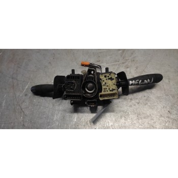 Recambio de mando multifuncion para renault megane i berlina hatchback (ba0) 1.9 dti alize referencia OEM IAM 7700428209  