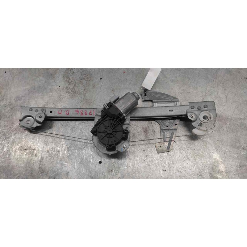 Recambio de elevalunas delantero derecho para peugeot 107 urban referencia OEM IAM 400842C 2 PINS 2