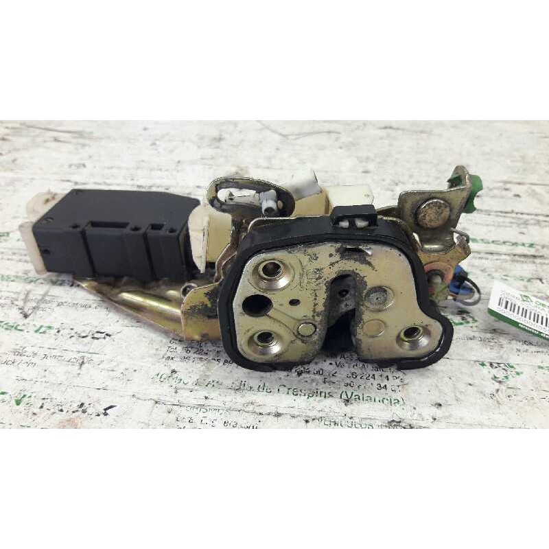 Recambio de cerradura puerta delantera izquierda para opel tigra 1.4 16v referencia OEM IAM 90493701 605330 1101215