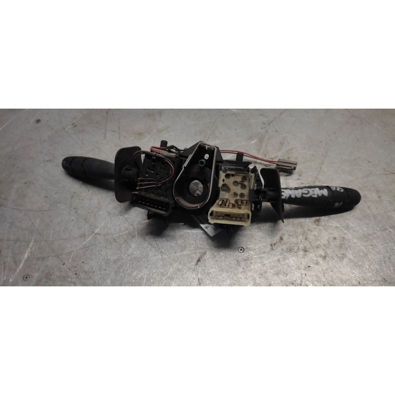 Recambio de mando multifuncion para renault megane i coach/coupe (da0) 1.6e rn referencia OEM IAM 2