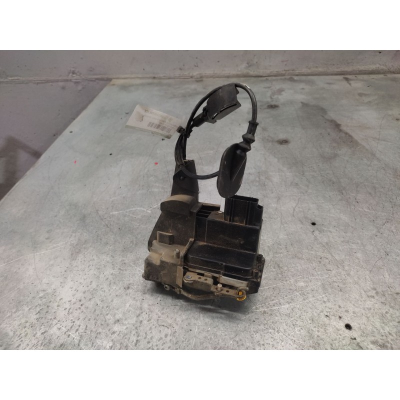 Recambio de cerradura puerta trasera derecha para ford fiesta (cbk) ambiente referencia OEM IAM  4 PINS 3