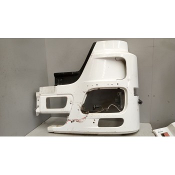 PARAGOLPES DELANTERO A9438804473 A9438800004