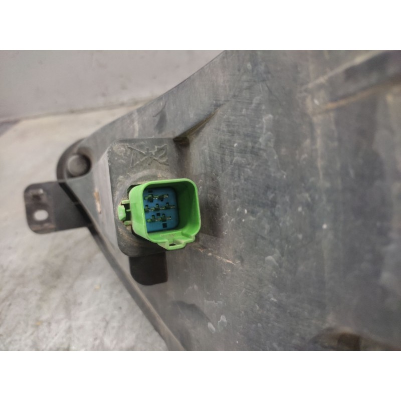 Recambio de faro izquierdo para ford fiesta (cbk) ambiente referencia OEM IAM 2