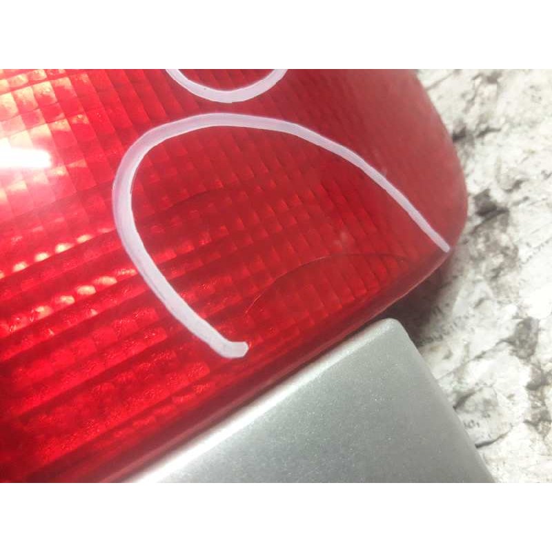Recambio de piloto trasero derecho para audi a4 berlina (b5) referencia OEM IAM 2