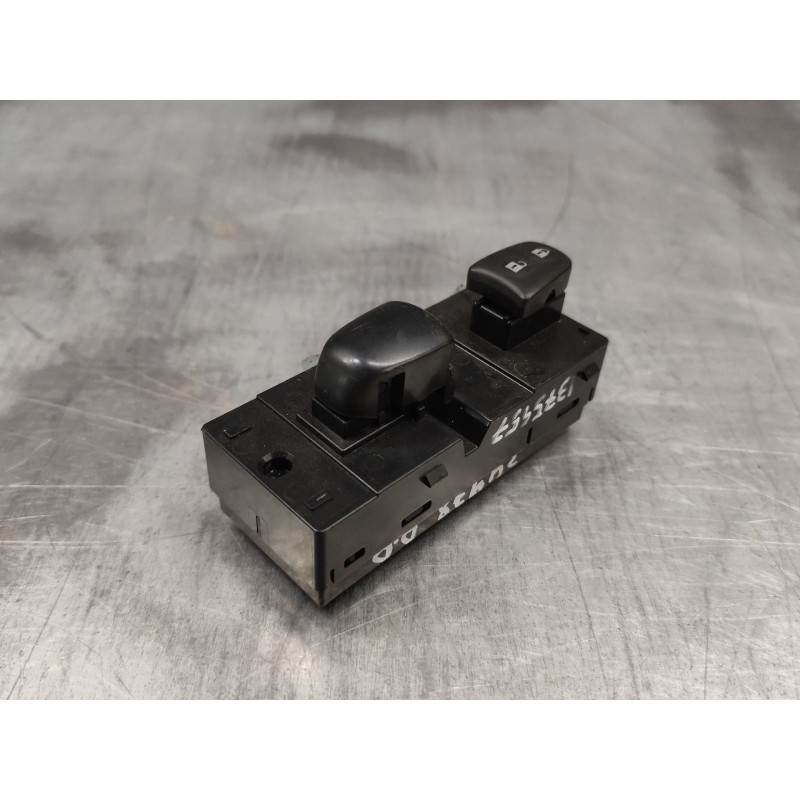 Recambio de mando elevalunas delantero derecho para nissan juke (f15) 1.5 dci referencia OEM IAM 254111KA5A  