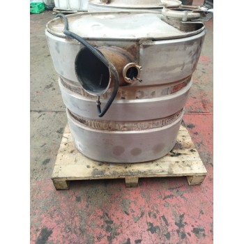 Recambio de catalizador para renault premium lander 10.8 diesel referencia OEM IAM 7420894956  