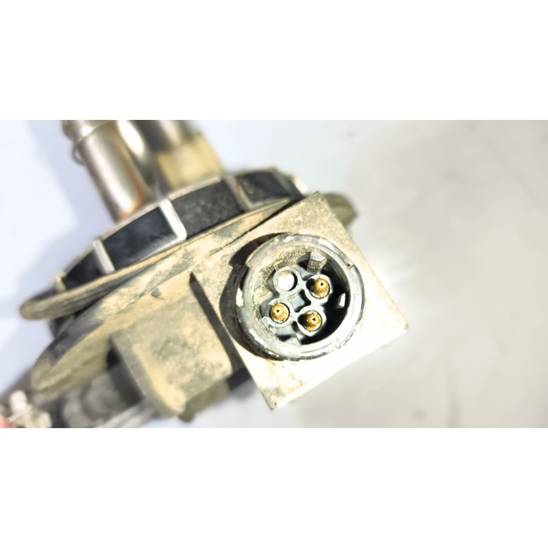 Recambio de aforador para scania p,g,r,t - series p 500, r 500 referencia OEM IAM 1777459 - Rojo 2