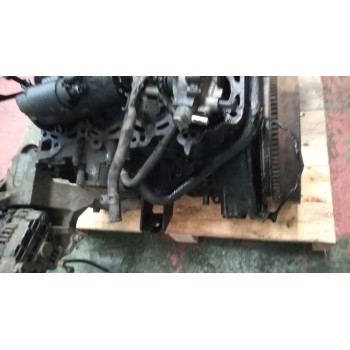 Recambio de despiece motor para nissan cabstar 09.06 2.5 diesel referencia OEM IAM YD25  