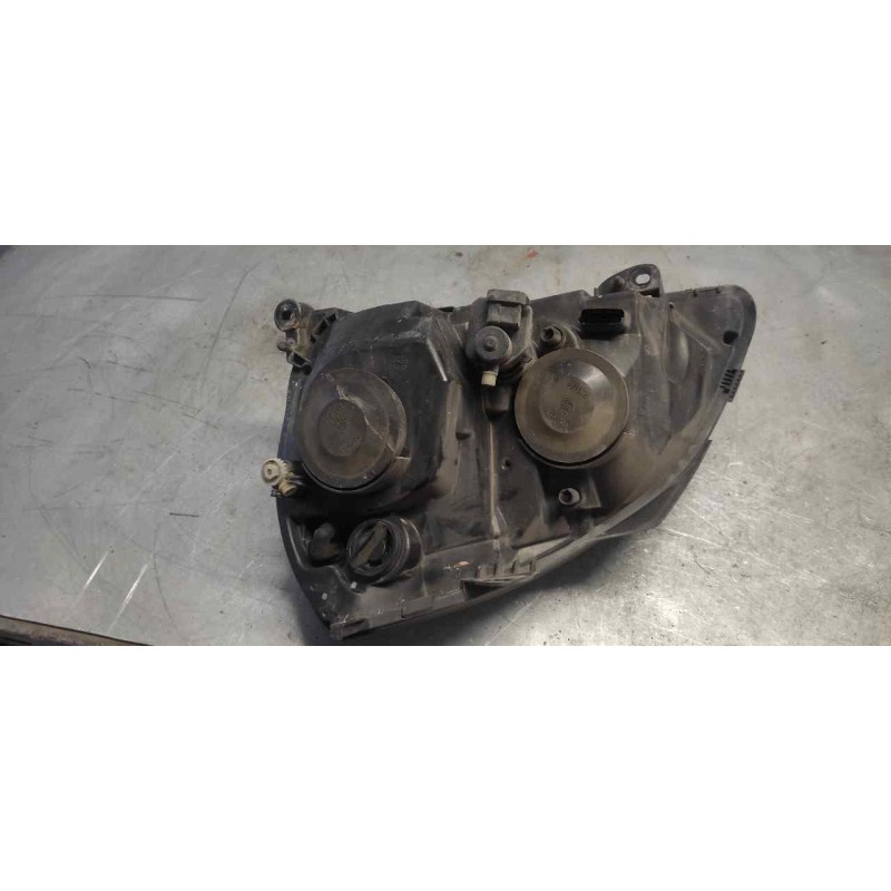 Recambio de faro derecho para renault clio ii fase ii (b/cb0) dynamique referencia OEM IAM 2