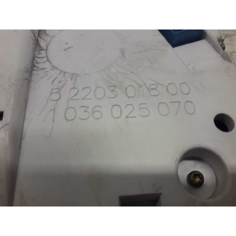 Recambio de cuadro instrumentos para volkswagen polo berlina (6n2) trendline referencia OEM IAM - Azul 7