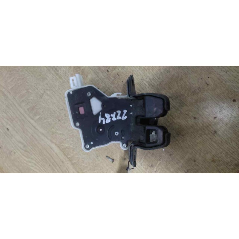 Recambio de cerradura maletero / porton para nissan qashqai (j11) acenta referencia OEM IAM   4 PINS - Blanco 4
