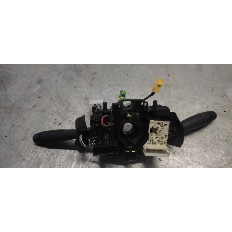 Recambio de mando multifuncion para renault clio ii fase ii (b/cb0) dynamique referencia OEM IAM 8200204068 4