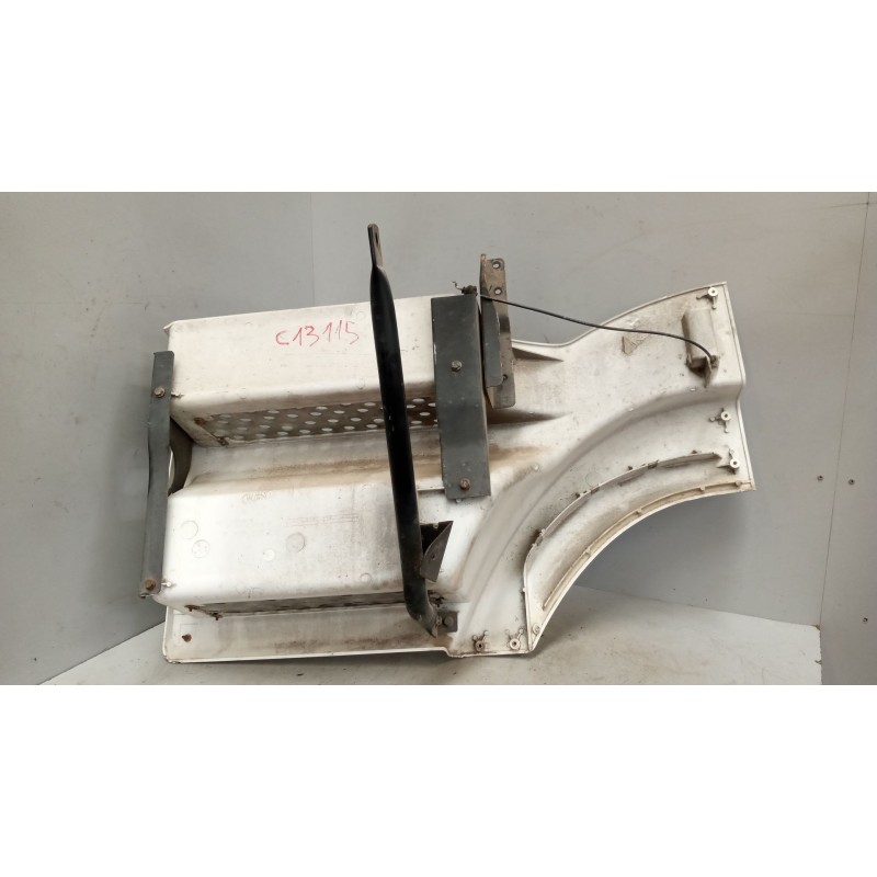 Recambio de peldaño derecho para mercedes-benz actros 2/3 2 - ejes / 6 cil. 12.0 v6 diesel (om 501 la) referencia OEM IAM A94166 - Blanco 2