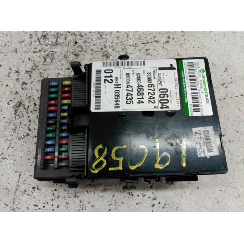 Recambio de caja reles / fusibles para renault laguna ii grandtour (kg0) referencia OEM IAM 8200004201E 8200447435 2
