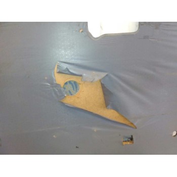 Recambio de guarnecido puerta delantera derecha para renault trucks midliner m 210.12/c (205-209cv) referencia OEM IAM   