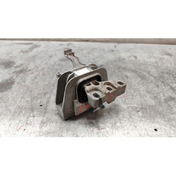 SOPORTE MOTOR DERECHO 5Q0199262BE 