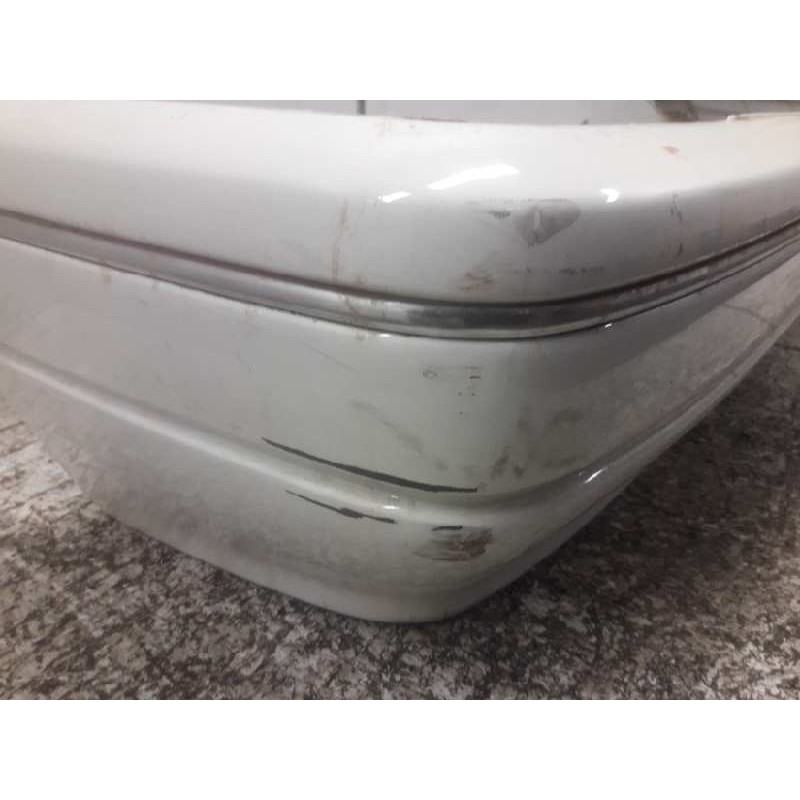 Recambio de paragolpes trasero para ford escort berlina/turnier bravo lim. referencia OEM IAM - Blanco 3