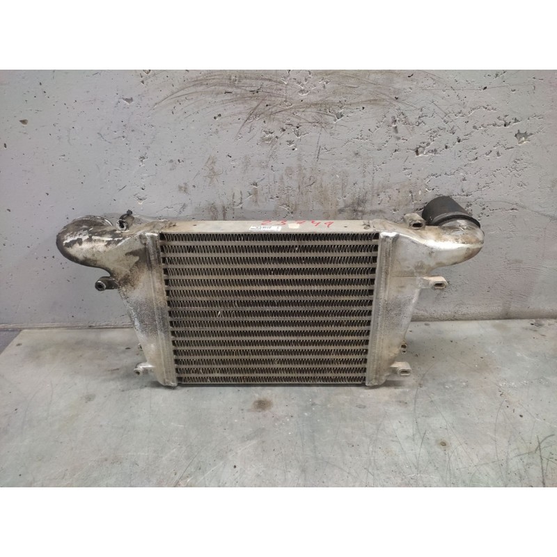 Recambio de intercooler para nissan trade 100 caja cerrada, techo elevado referencia OEM IAM 130030051F - Blanco 4