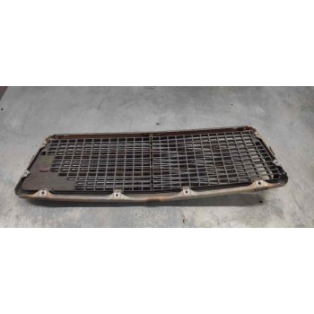 Recambio de rejilla delantera para mercedes-benz clase c (w202) berlina referencia OEM IAM 2028880023  