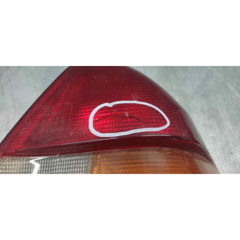 Recambio de piloto trasero derecho para mercedes-benz clase c (w202) berlina referencia OEM IAM 2028200264 7 PINS 2