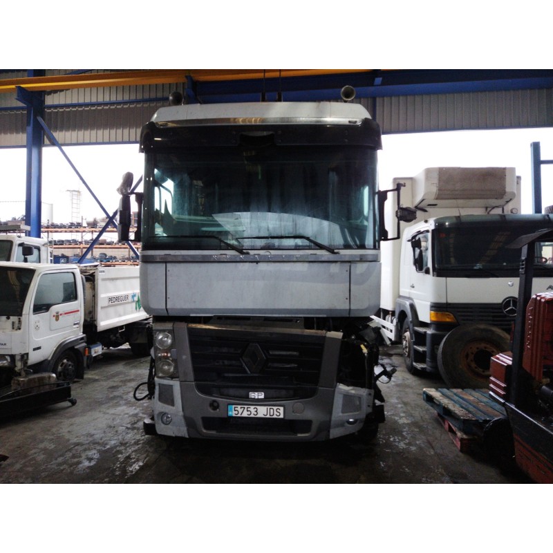 RENAULT MAGNUM AB