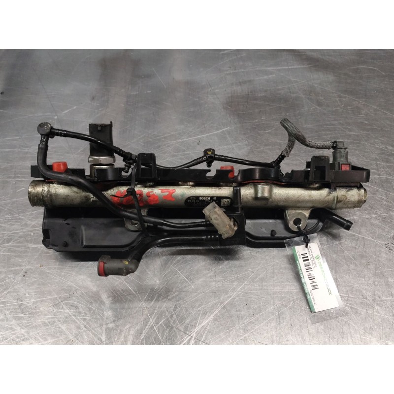 Recambio de rampa inyectora para renault scenic ii authentique referencia OEM IAM 8200330912  