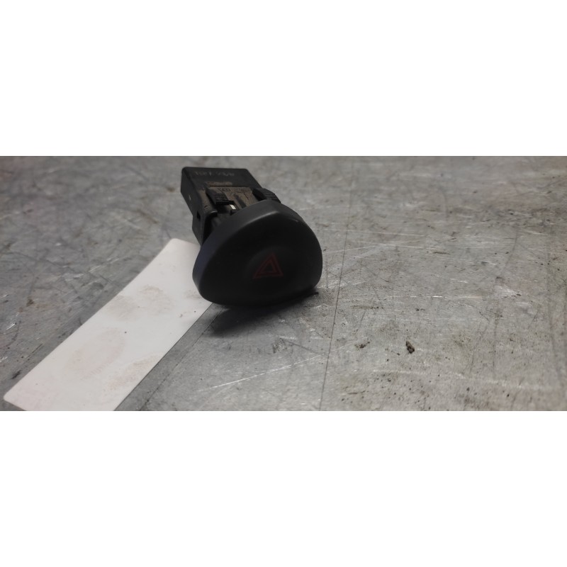 Recambio de warning para renault clio ii fase ii (b/cb0) dynamique referencia OEM IAM   4 PINS