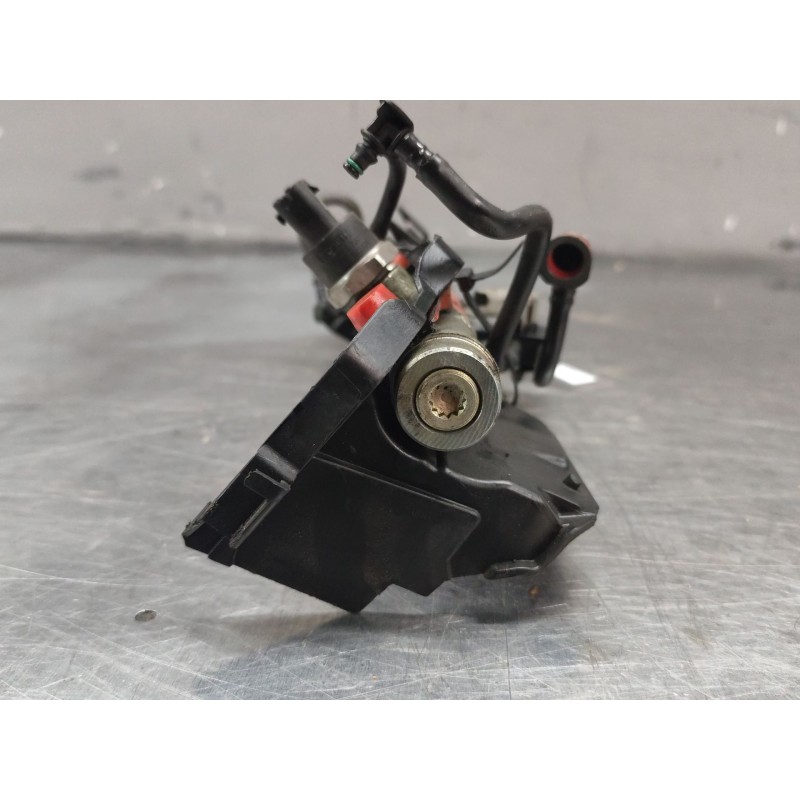 Recambio de rampa inyectora para renault scenic ii authentique referencia OEM IAM 8200330912 2