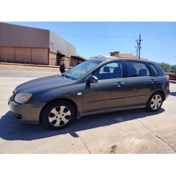 kia cerato i hatchback (ld) del año 2005
