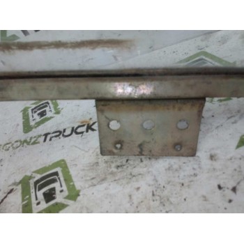 Recambio de luna delantera izquierda para nissan trucks l35.09 l-35.095 referencia OEM IAM   