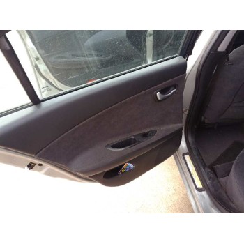 nissan primera berlina (p12) del año 2003