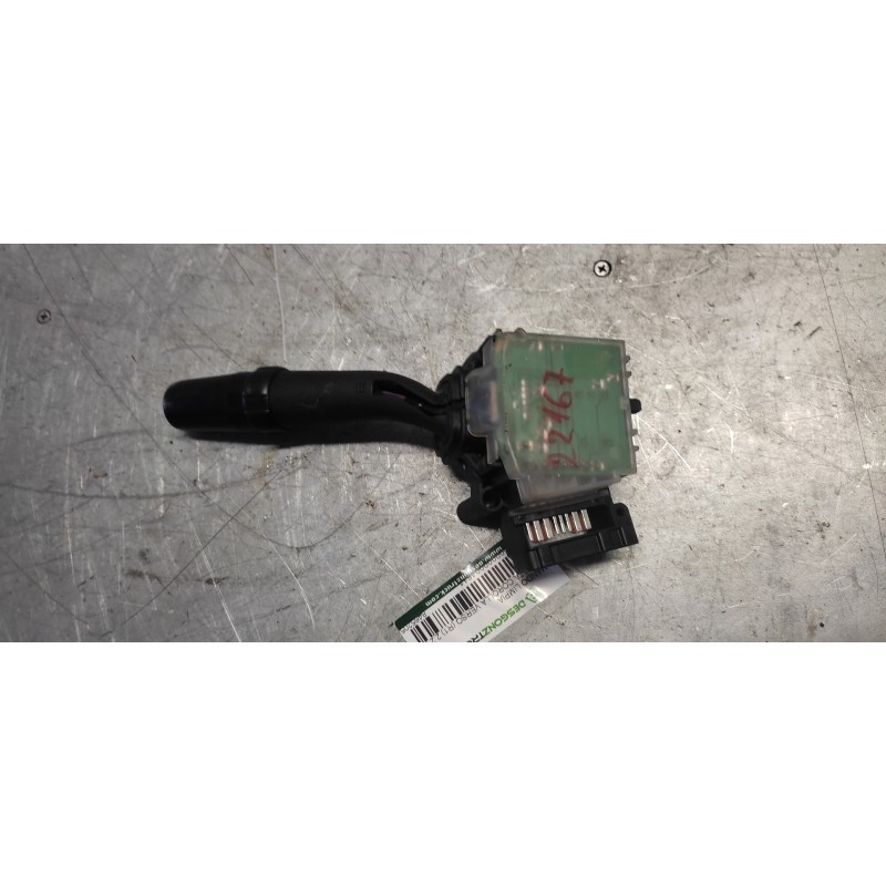 Recambio de mando limpia para toyota corolla verso (r1) 2,2 d-4d sport referencia OEM IAM 8465205170 14 PINS - Negro 3