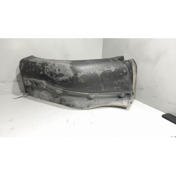 Recambio de guardabarros delantero izquierdo para renault hr xxx.18/26 premium 01 referencia OEM IAM 5010301443  